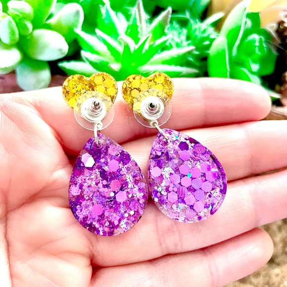 Lisa Frank Tiger Acrylic Sticker Earrings - Picture 4 of 4